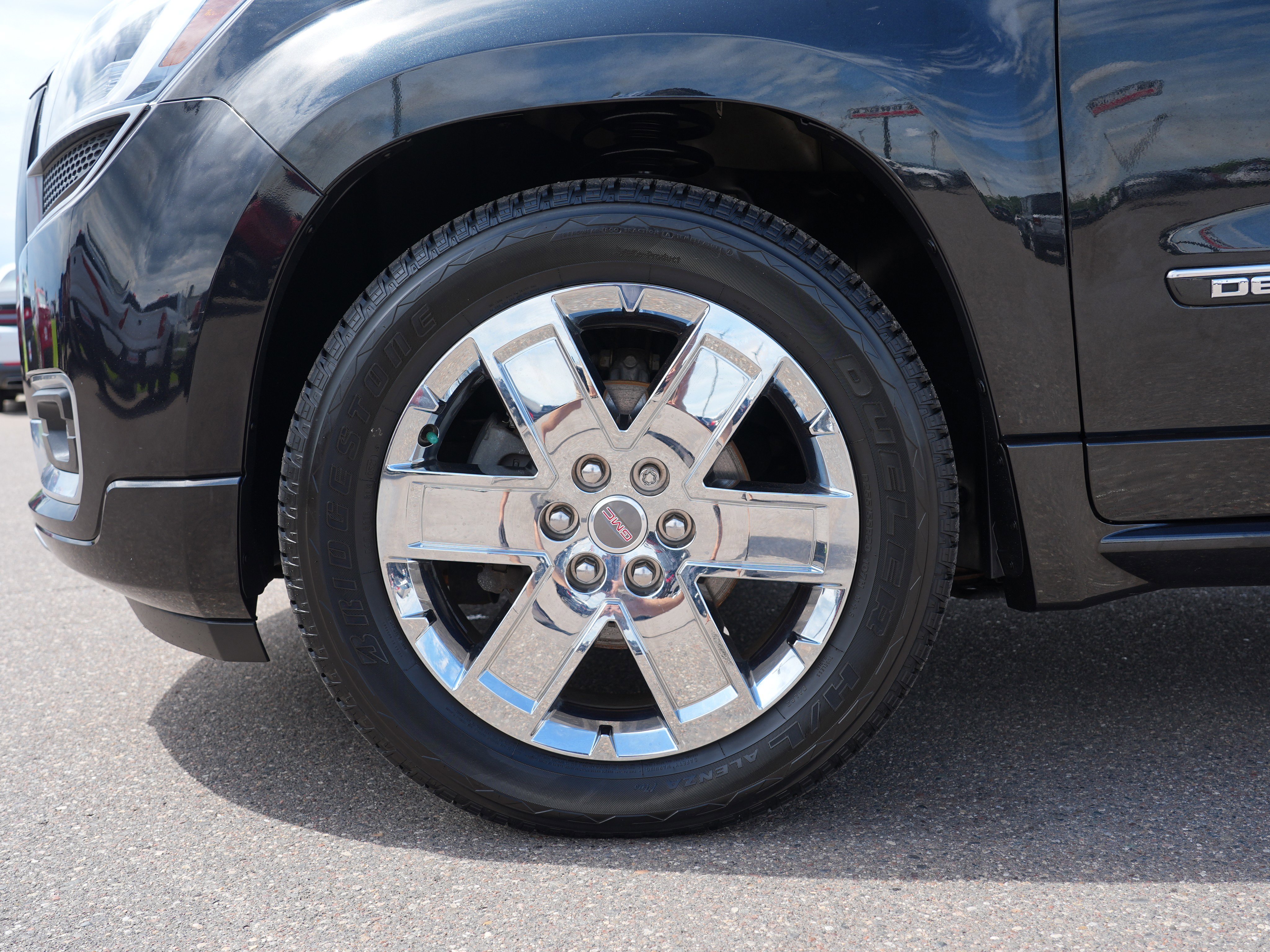 Used 2013 GMC Acadia Denali AWD/4WD image 11