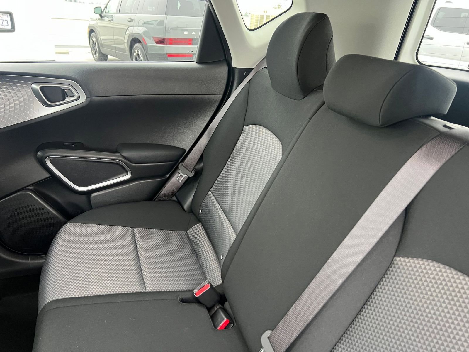 Used 2025 Kia Soul LX w/ LX Technology Package image 37