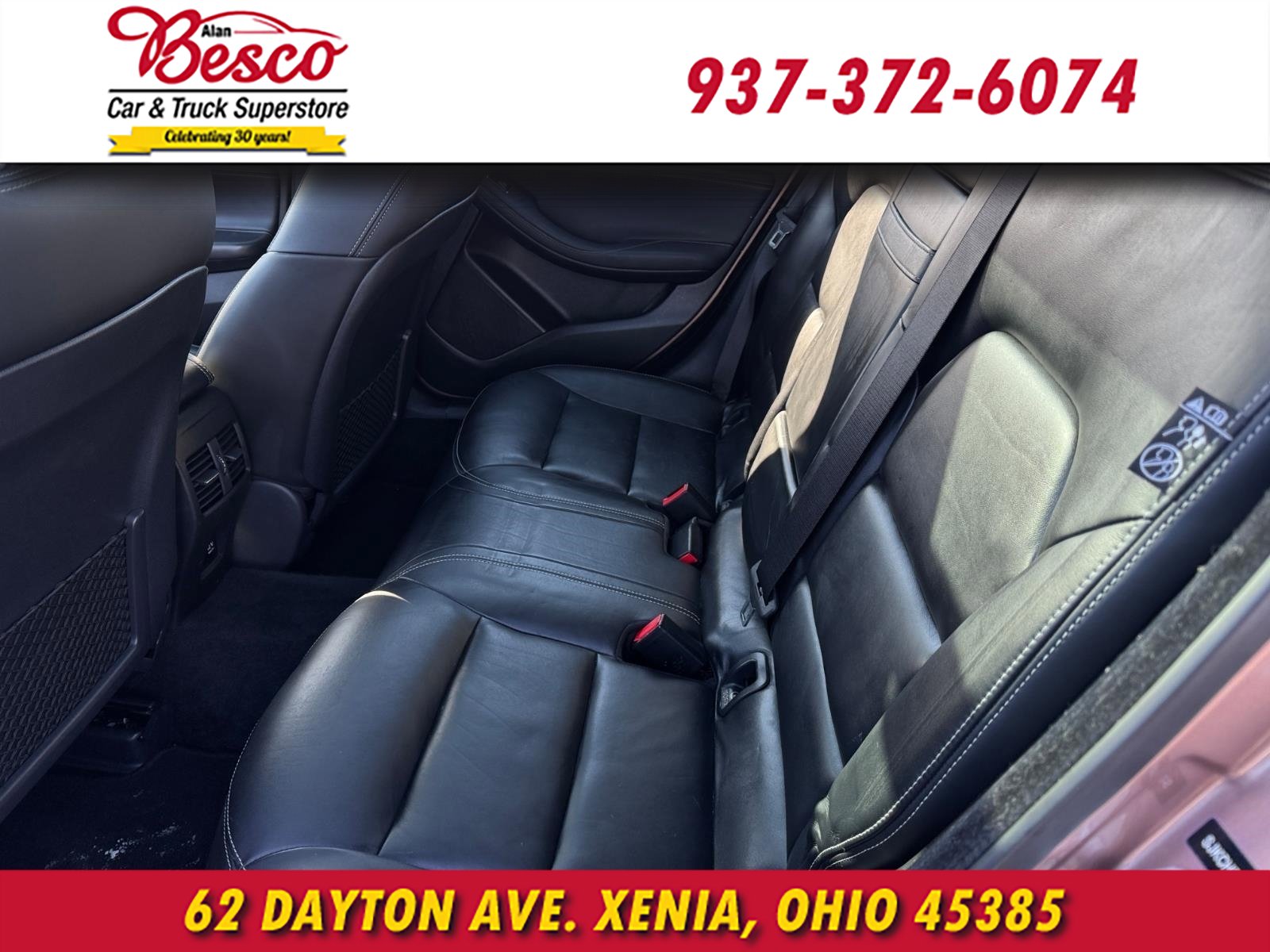 Used 2018 INFINITI QX30 Premium image 9