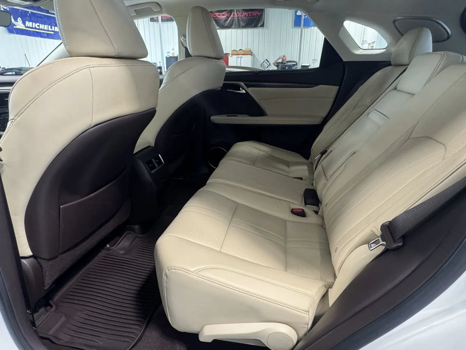 Used 2018 Lexus RX 450h AWD w/ Luxury Package image 14