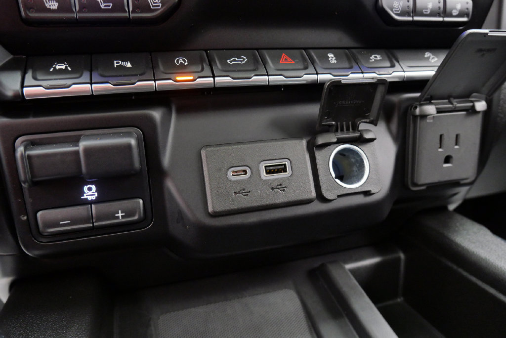 Used 2020 GMC Sierra 1500 AT4 w/ AT4 Carbonpro Edition AWD/4WD image 29