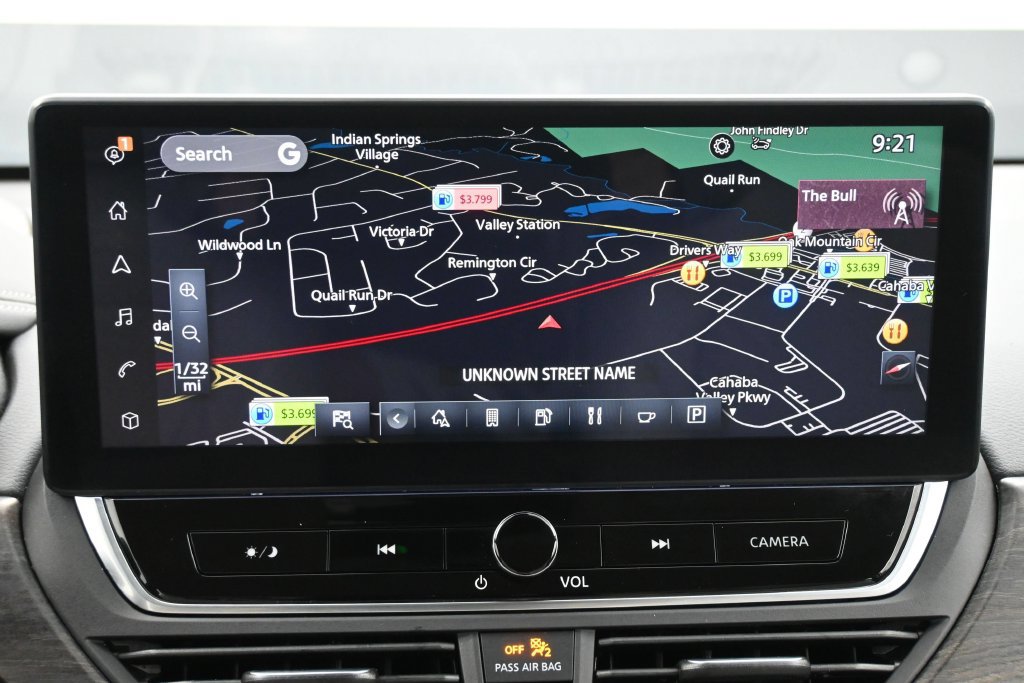Used 2024 Nissan Altima 2.5 SL FWD image 11