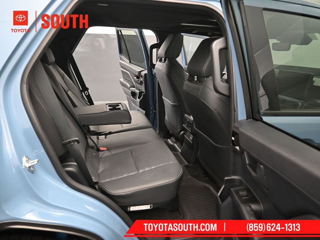 Used 2025 Toyota 4Runner TRD Off-Road Premium image 34