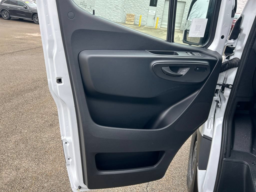 New 2026 Mercedes-Benz Sprinter 2500 image 10
