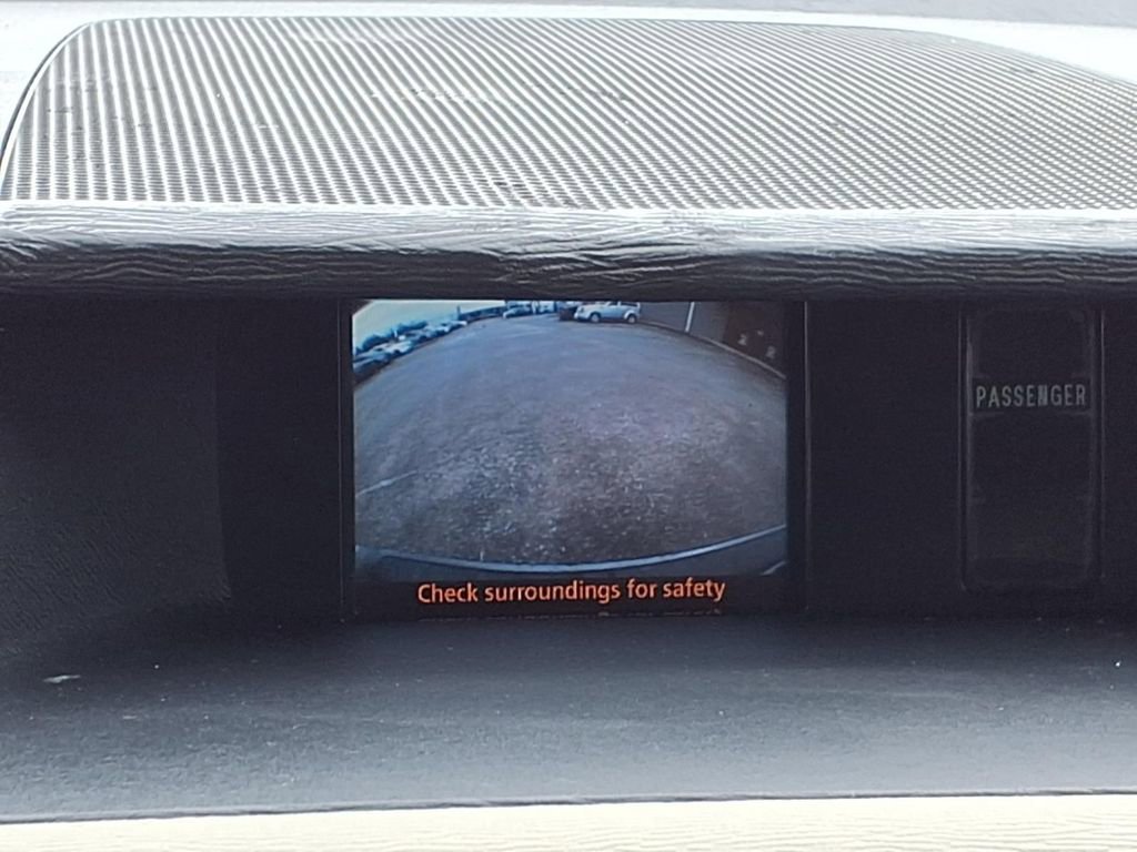 Used 2014 Toyota Sienna LE FWD image 29