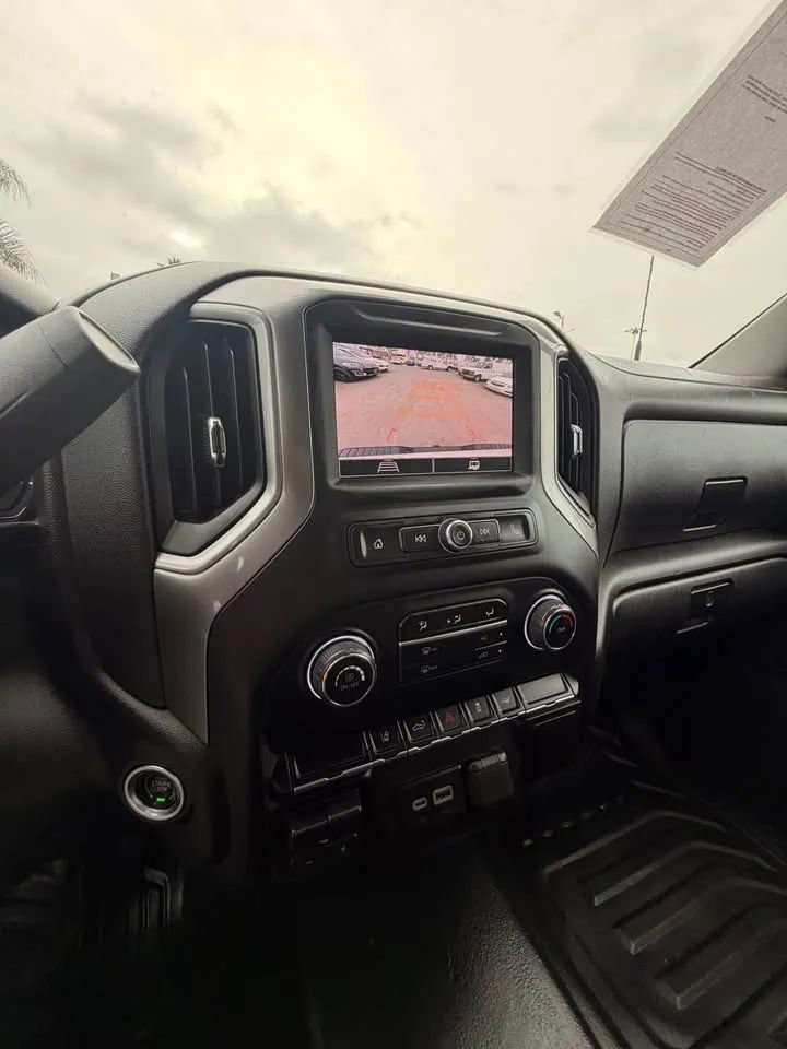 Used 2024 Chevrolet Silverado 2500 W/T w/ WT Convenience Package image 8