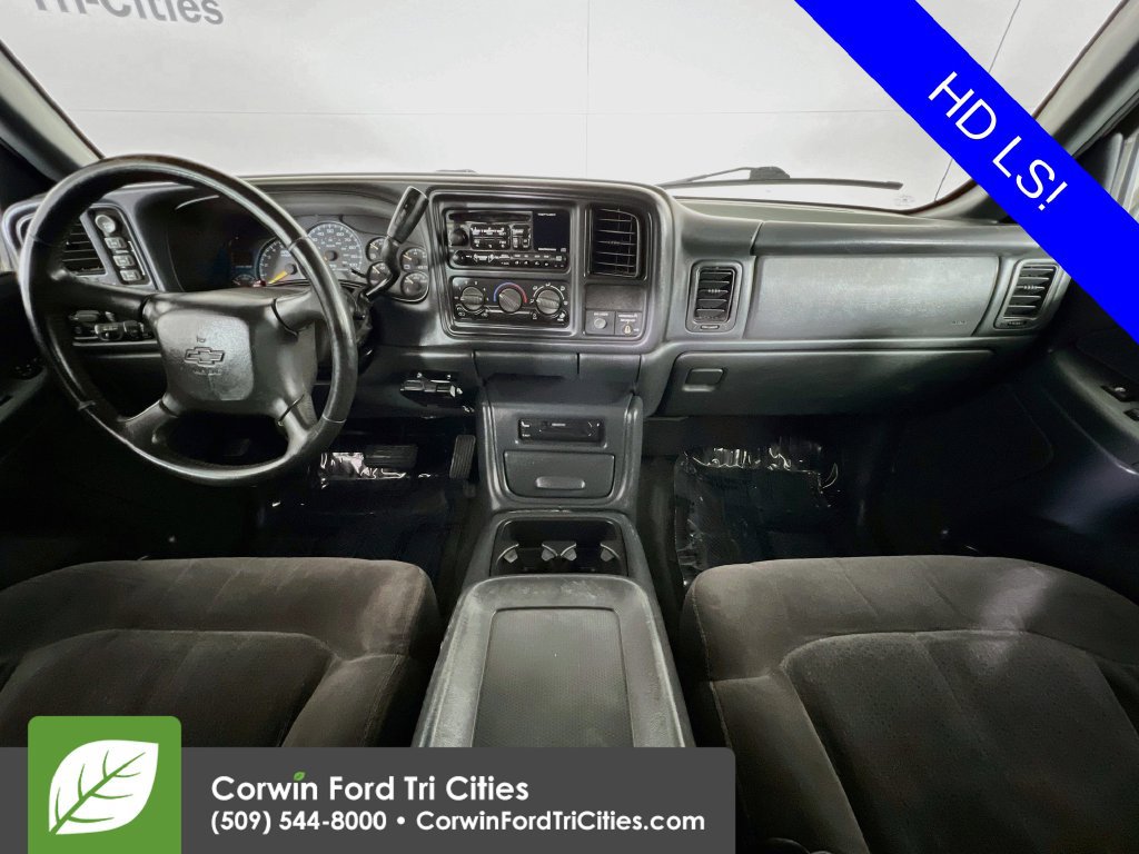Used 2000 Chevrolet Silverado 2500 LS w/ Snow Plow Prep Pkg AWD/4WD image 6