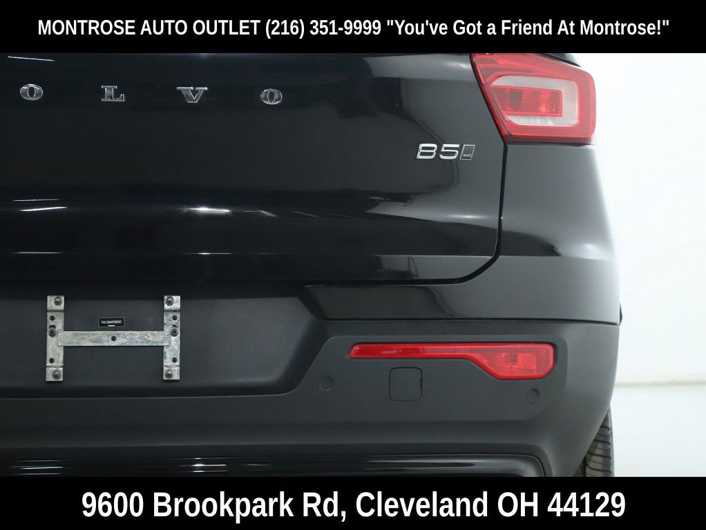 Used 2023 Volvo XC40 B5 Plus w/ Climate Package image 14