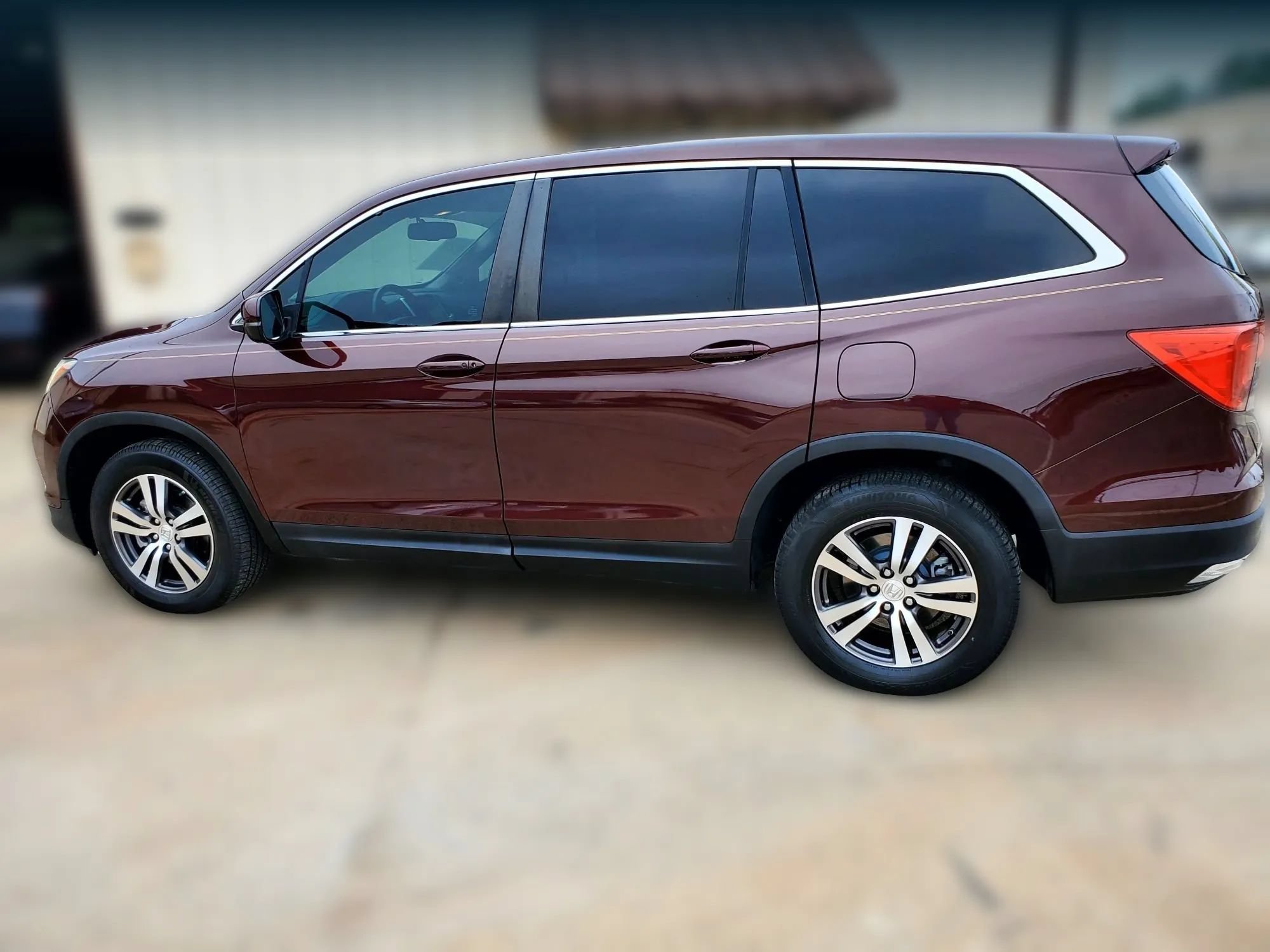 Used 2017 Honda Pilot EX-L image 10