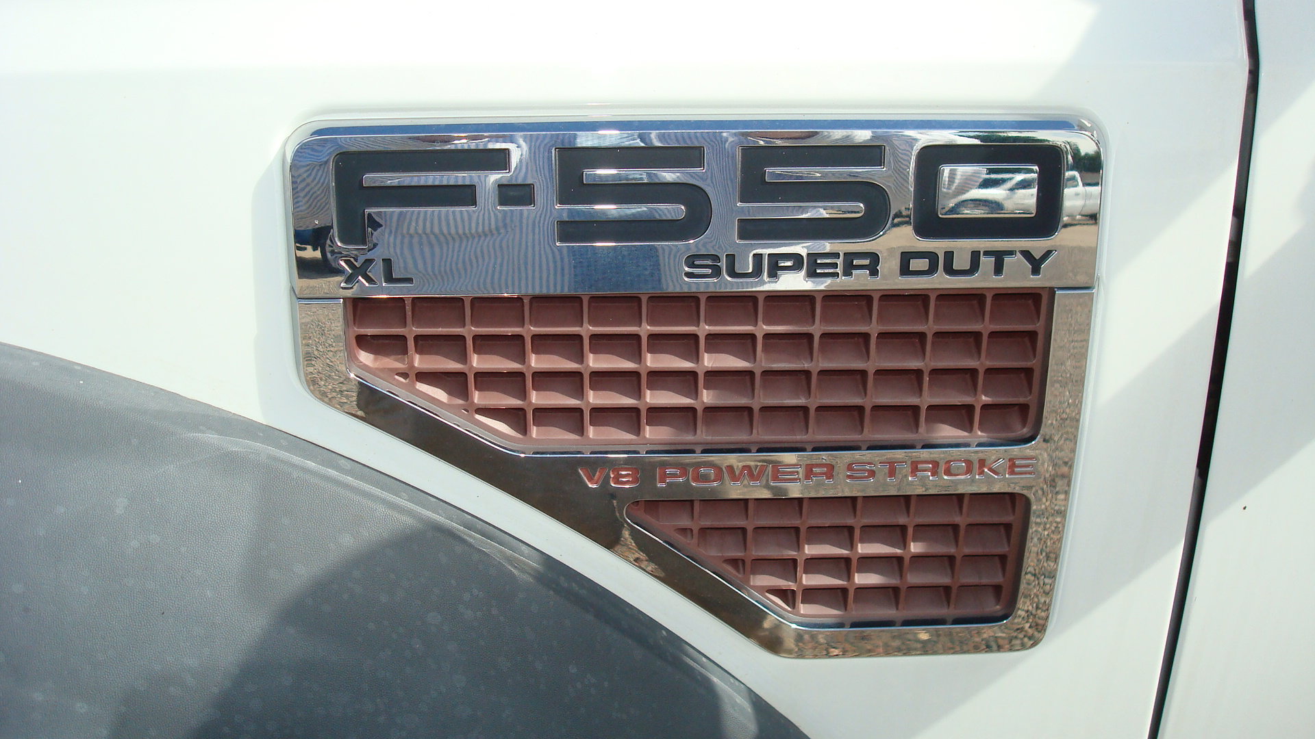 Used 2010 Ford F550 4x4 Regular Cab Super Duty image 12