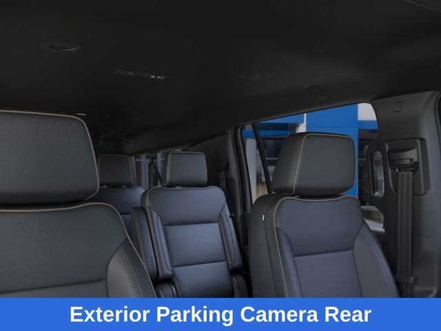 New 2025 Chevrolet Suburban Premier image 25