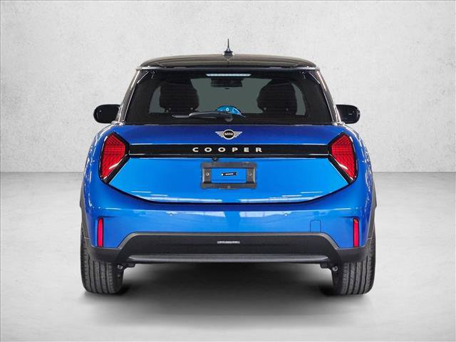 Used 2025 MINI Cooper 2-Door Hardtop FWD image 7