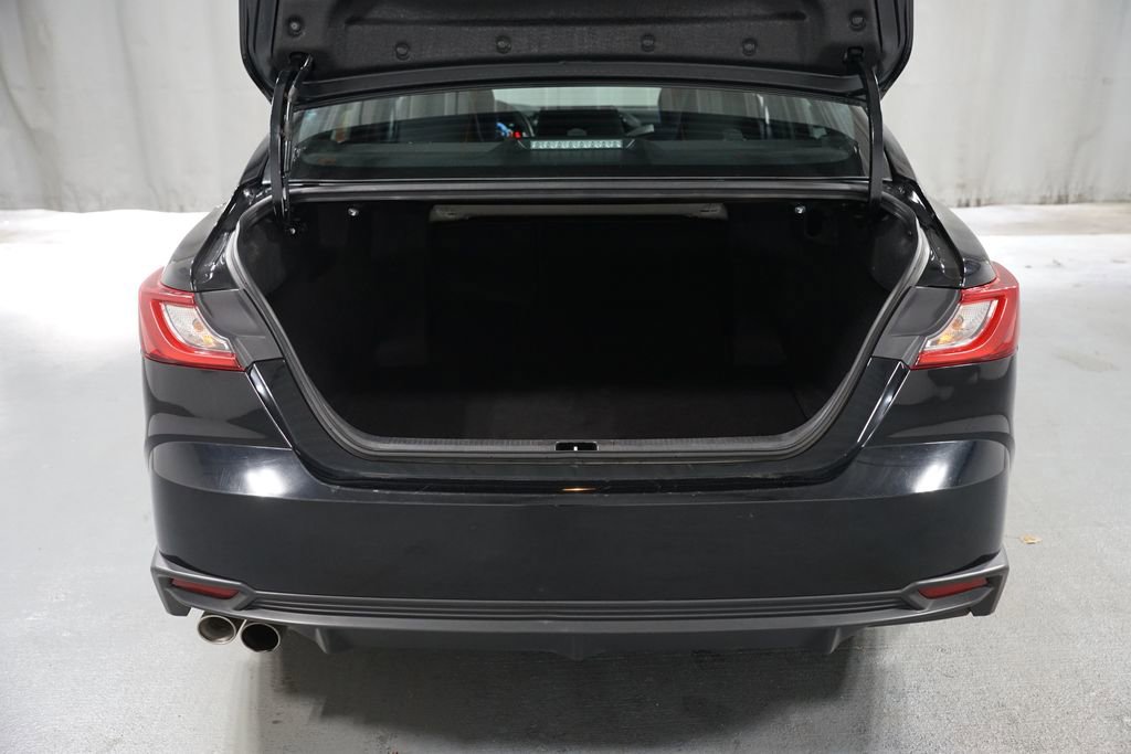 Certified 2025 Toyota Camry SE image 35