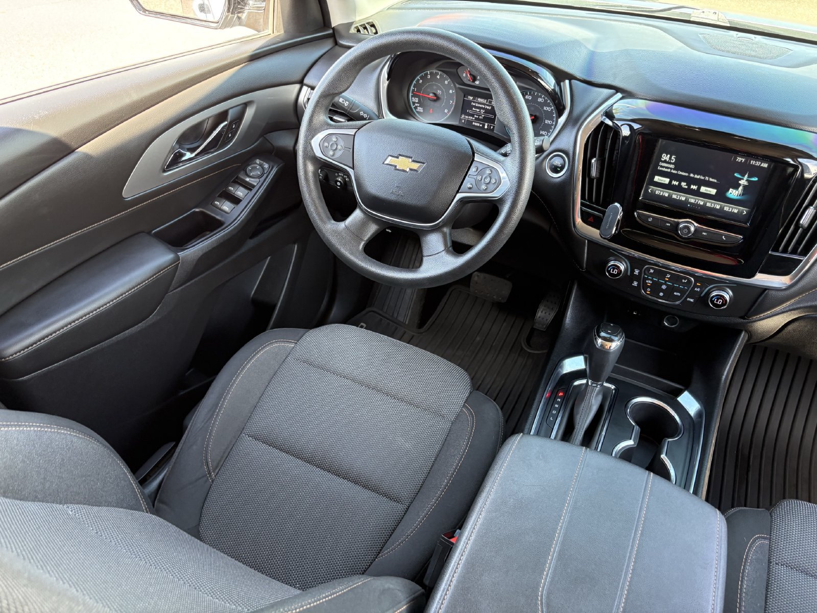 Used 2019 Chevrolet Traverse LS FWD image 19