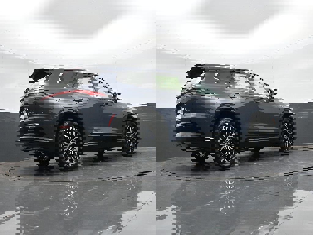 New 2025 Toyota Crown Signia image 31