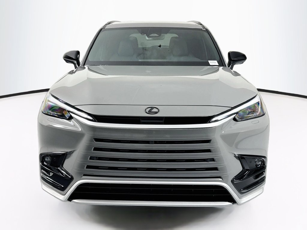 Used 2026 Lexus TX 500h AWD w/ Technology Package image 2