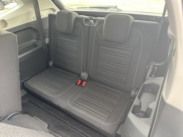 Used 2024 Volkswagen Tiguan S image 32