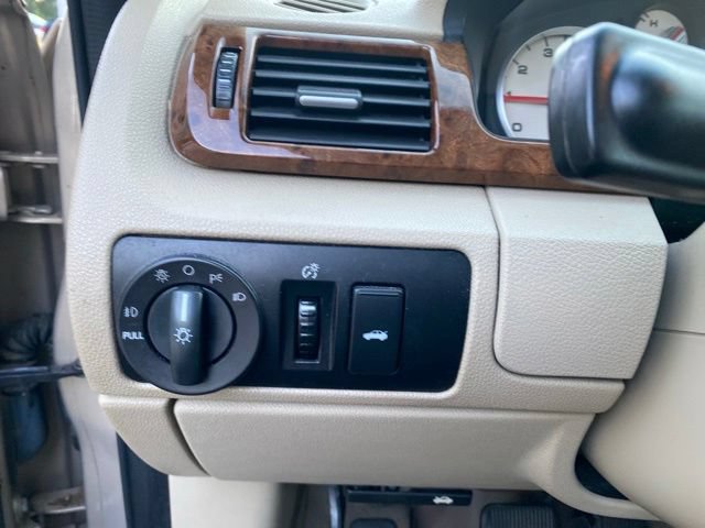 Used 2007 Ford Five Hundred Limited FWD image 17