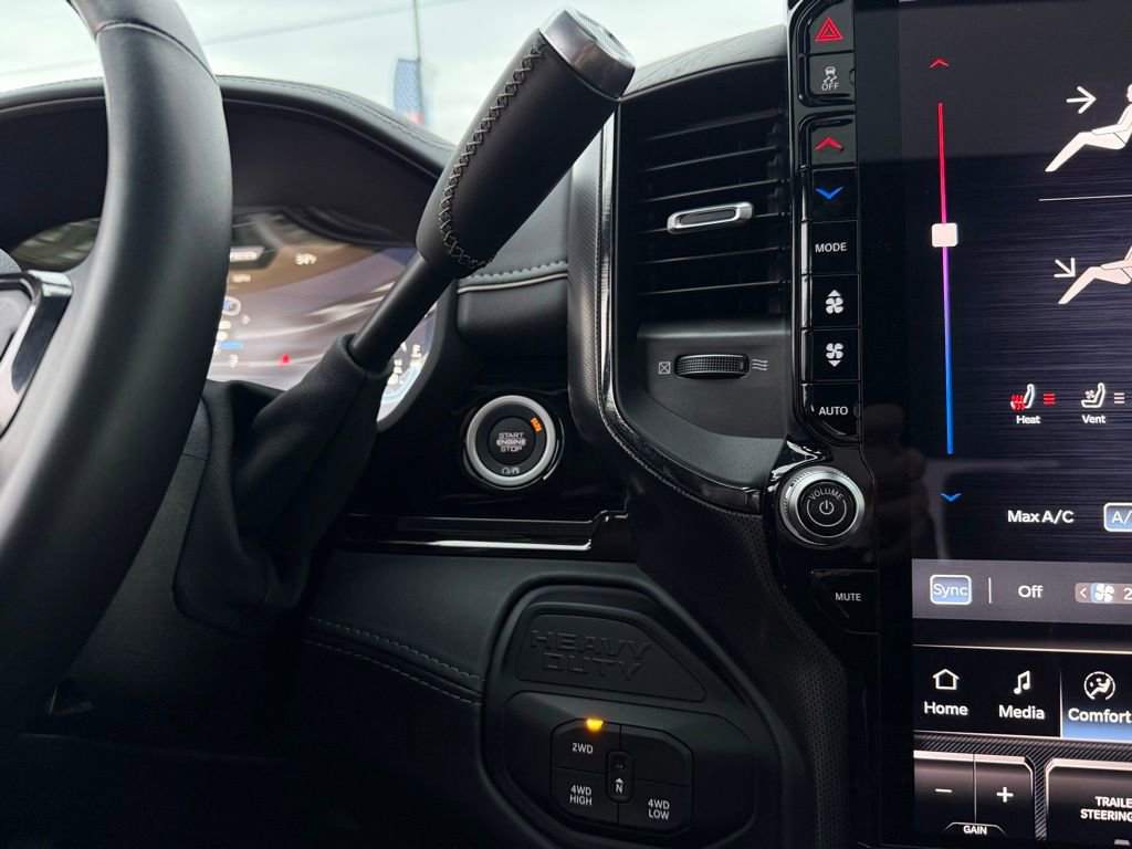 Used 2026 RAM 3500 Limited image 20