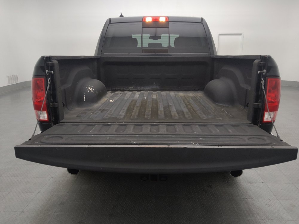 Used 2018 RAM 1500 SLT image 29