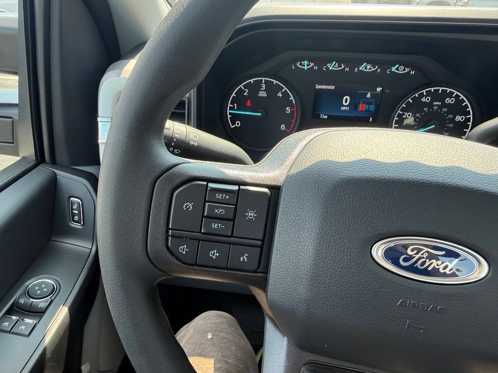 New 2026 Ford F550 4x4 Regular Cab Super Duty image 16
