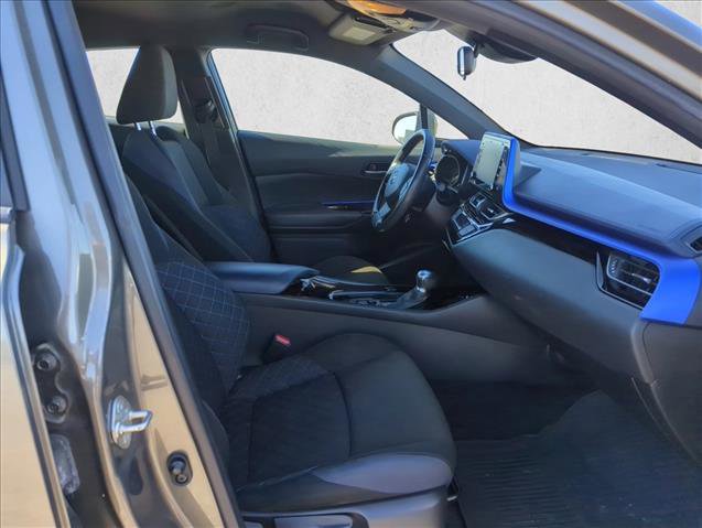 Used 2021 Toyota C-HR XLE image 16