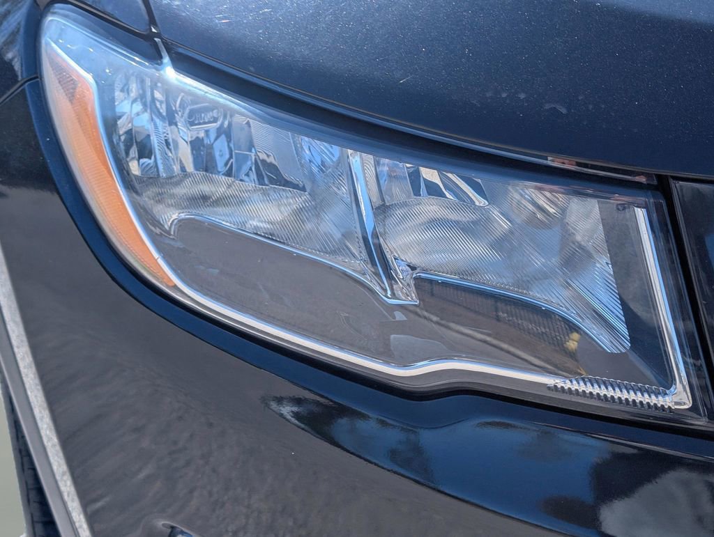 Used 2021 Jeep Compass Limited w/ Sun and Sound Group AWD/4WD image 9