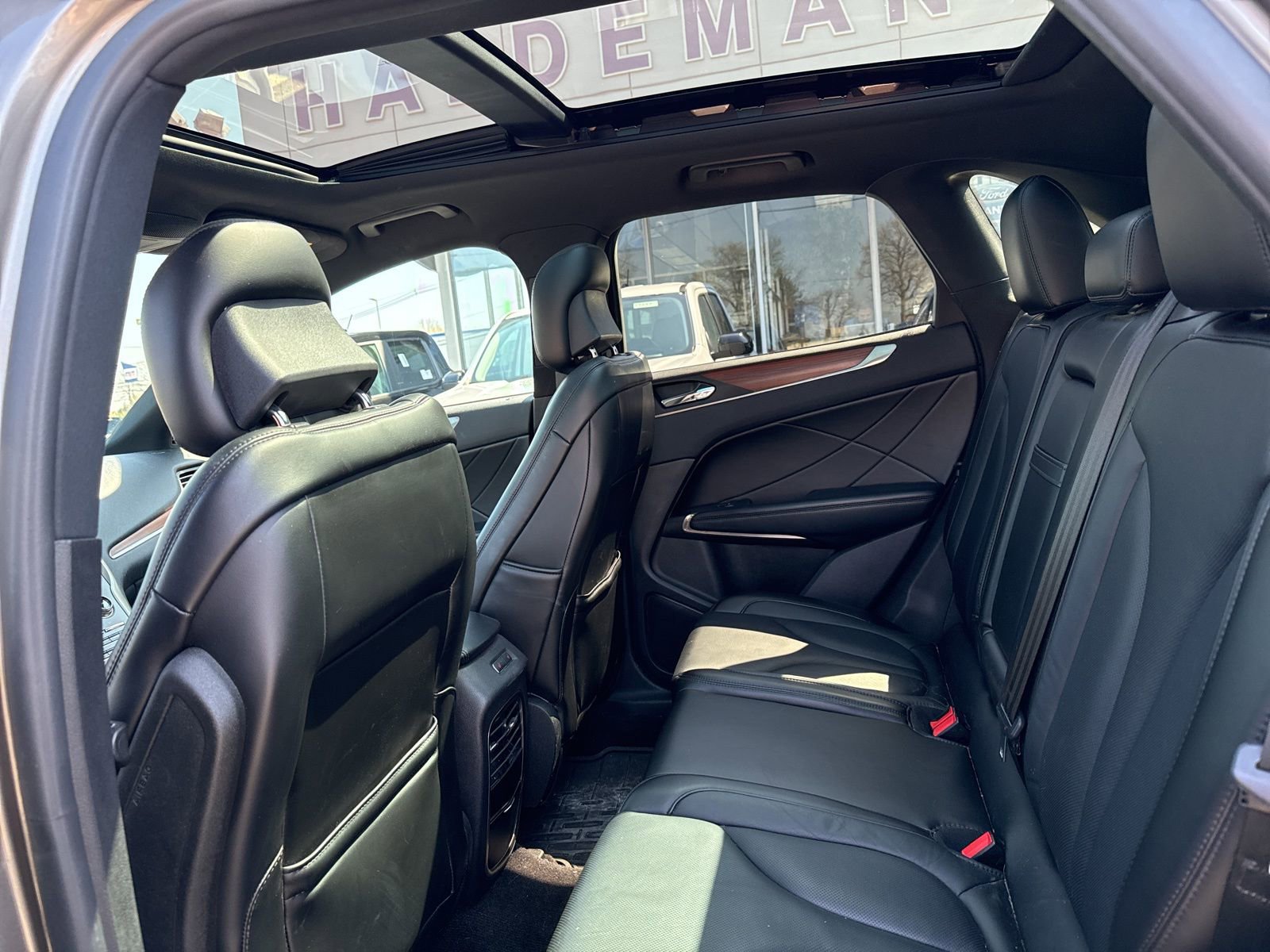 Used 2017 Lincoln MKC Reserve image 5