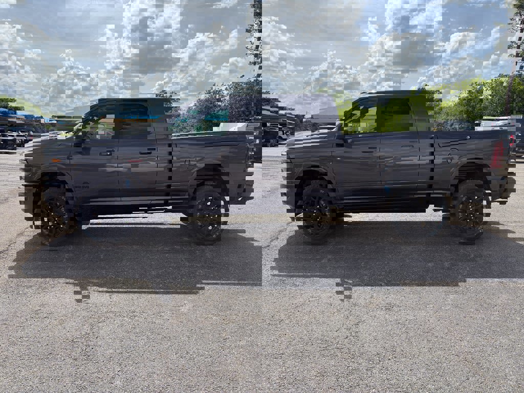 New 2026 RAM 2500 Limited image 8