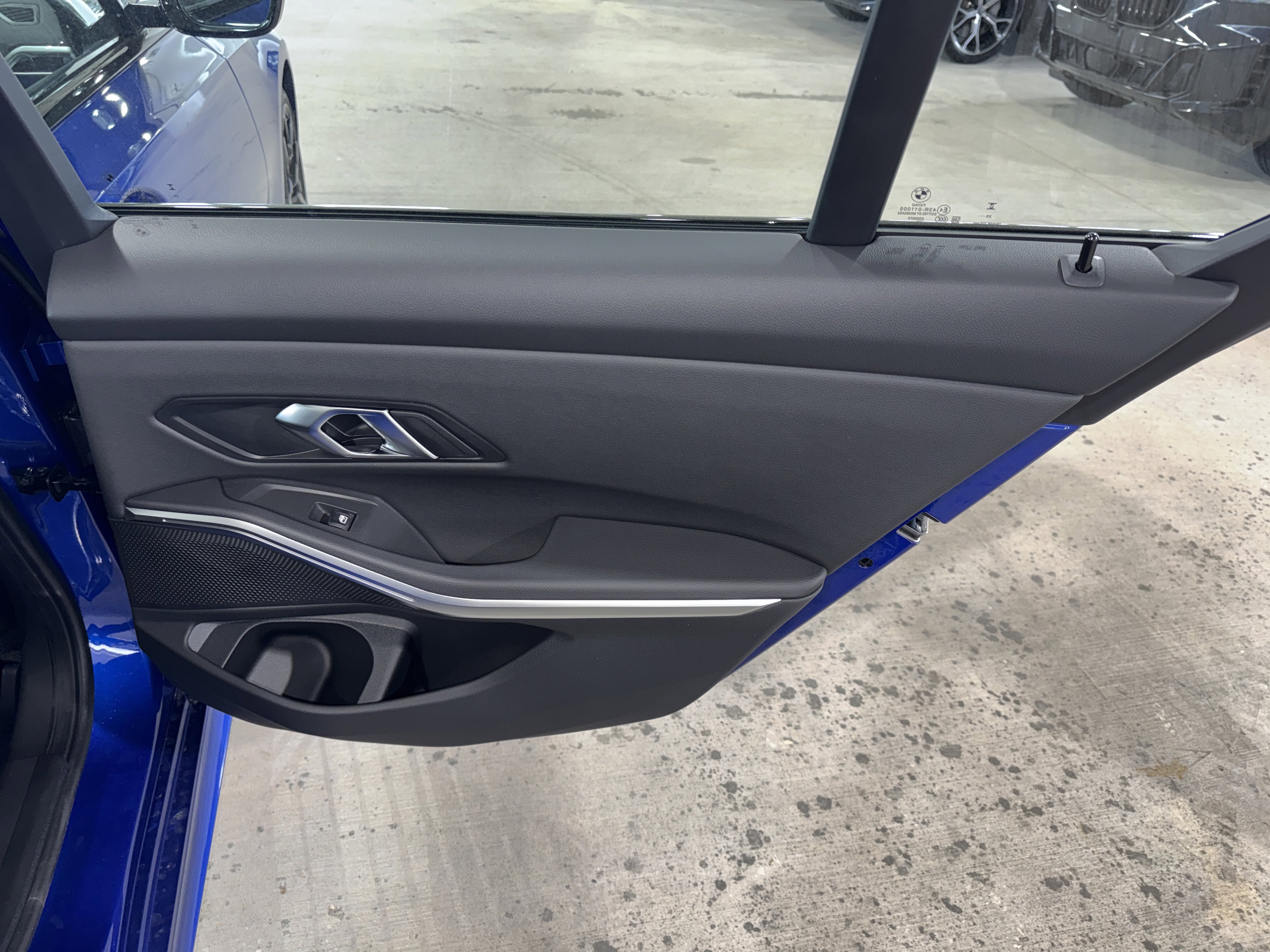 New 2026 BMW 330i Sedan w/ M Sport Package image 10