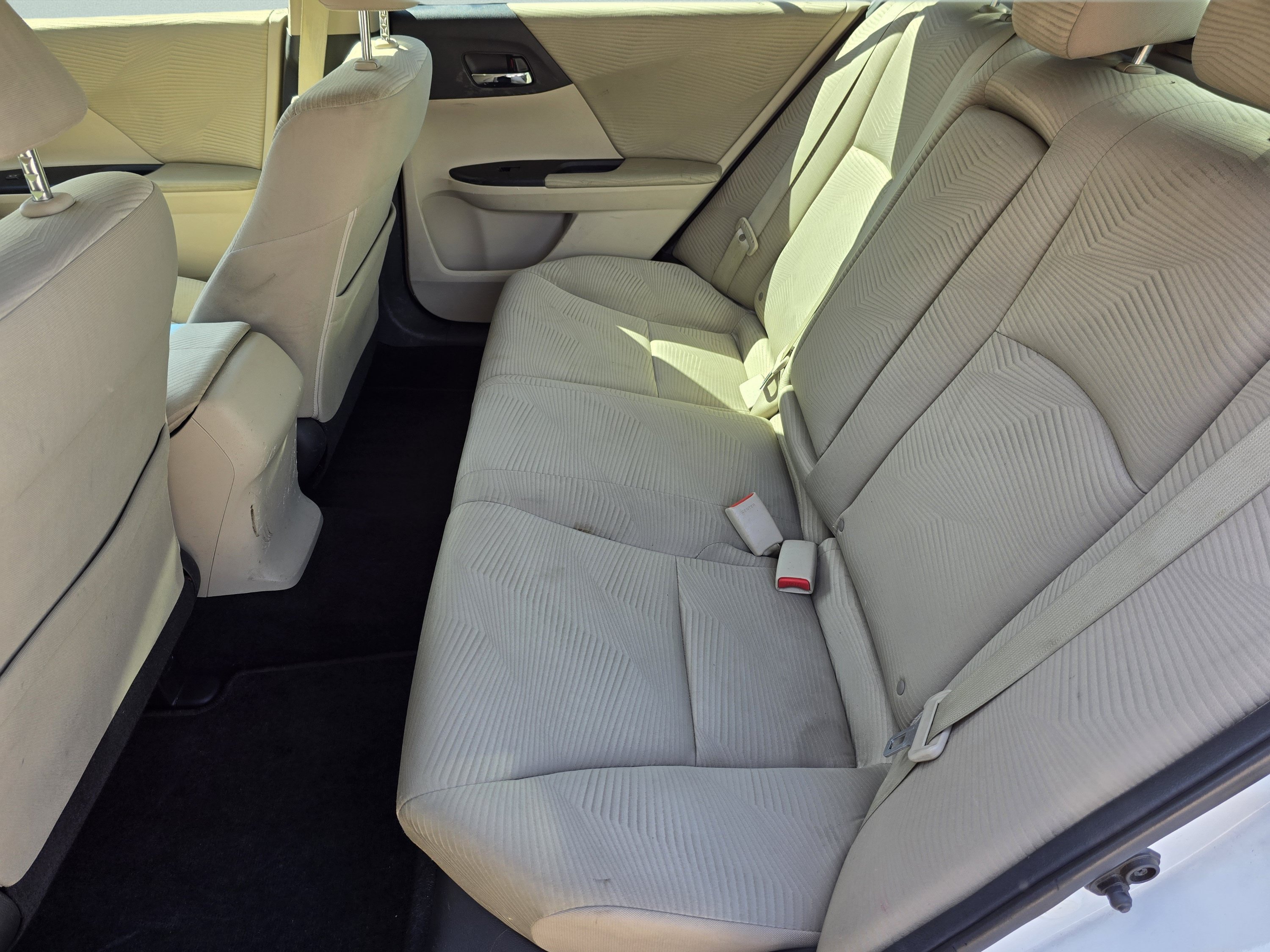 Used 2015 Honda Accord LX image 23