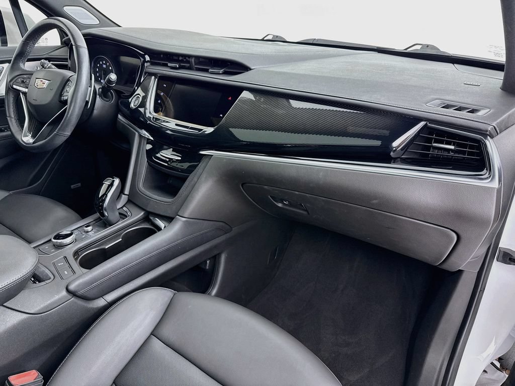 Used 2022 Cadillac XT6 Sport w/ Technology Package AWD/4WD image 31