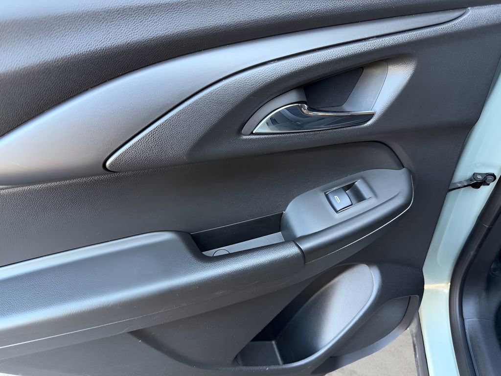 Used 2025 Chevrolet TrailBlazer LT image 25