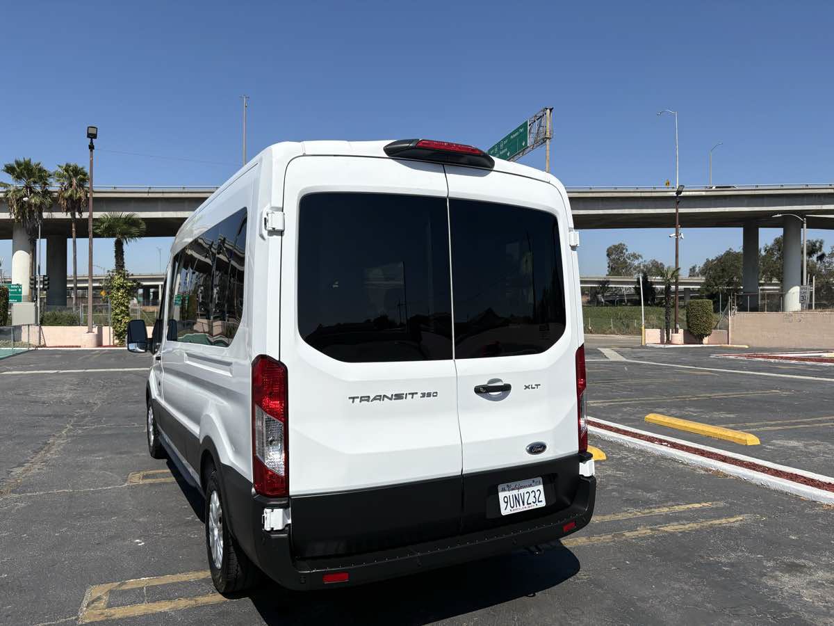 Used 2025 Ford Transit 350 XLT RWD image 10