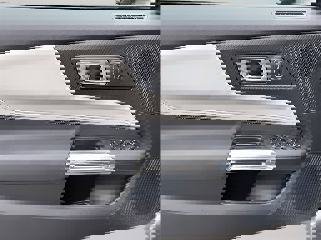 New 2025 Ford Mustang Premium image 31