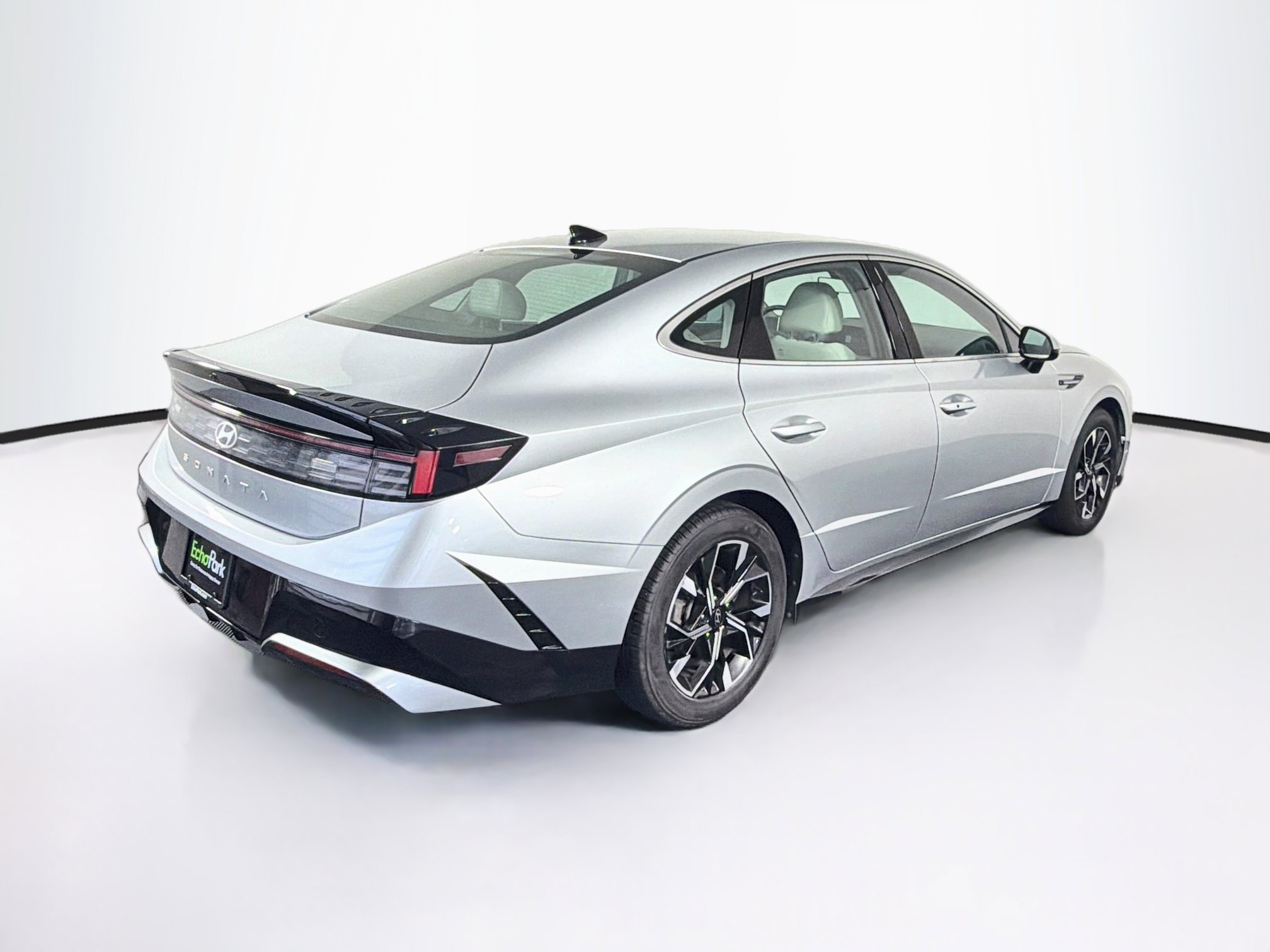 Used 2025 Hyundai Sonata SEL FWD image 9