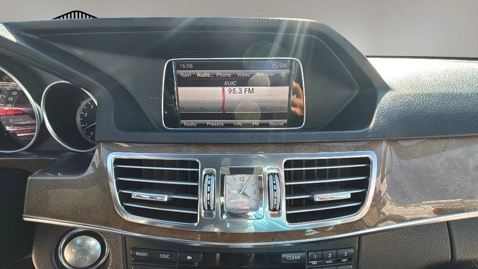 Used 2014 Mercedes-Benz E 350 Sedan image 13