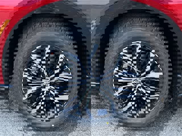 New 2025 Toyota Crown Signia image 5