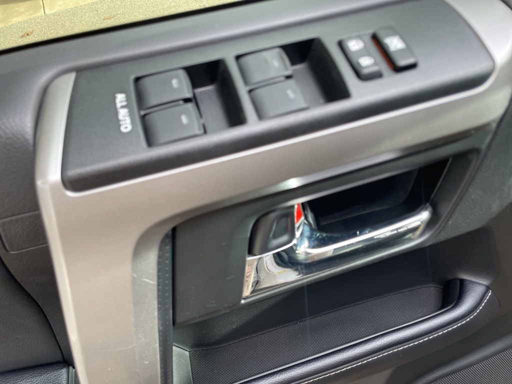 Used 2023 Toyota 4Runner SR5 Premium w/ Moonroof Package image 18