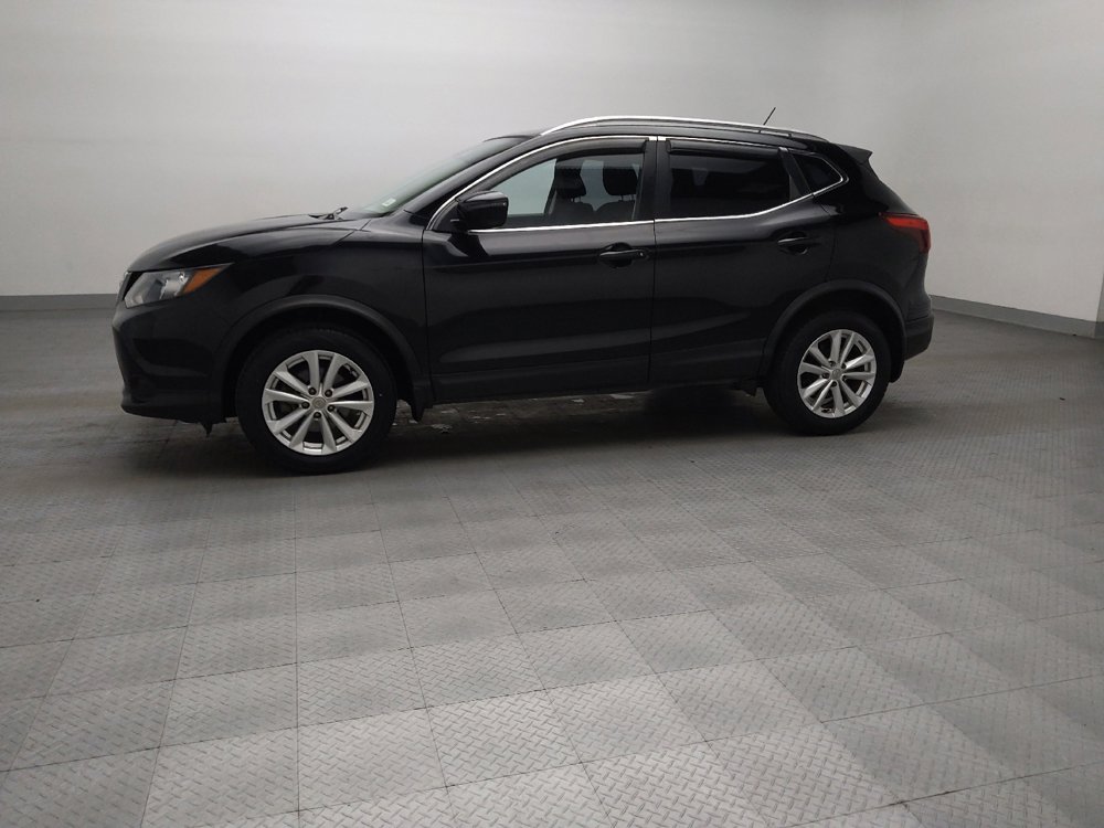 Used 2017 Nissan Rogue Sport SV FWD image 2