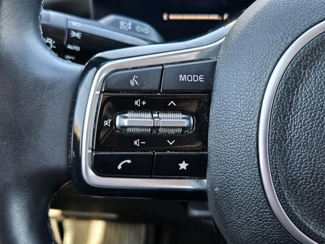 Used 2024 Kia Sorento S image 23
