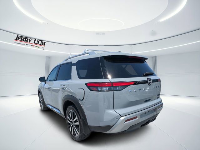 Used 2025 Nissan Pathfinder Platinum w/ Cargo Package FWD image 5