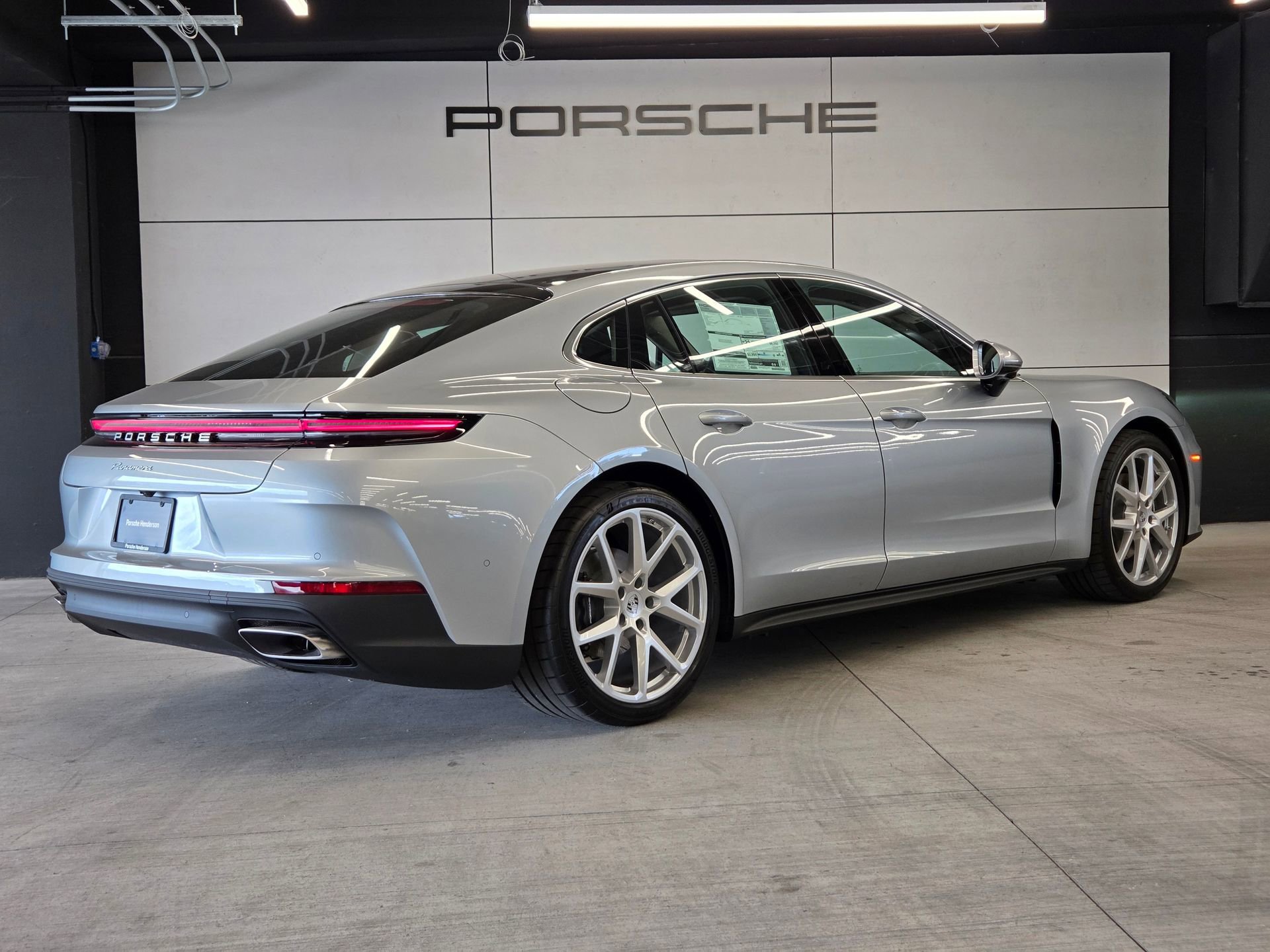 New 2026 Porsche Panamera image 6