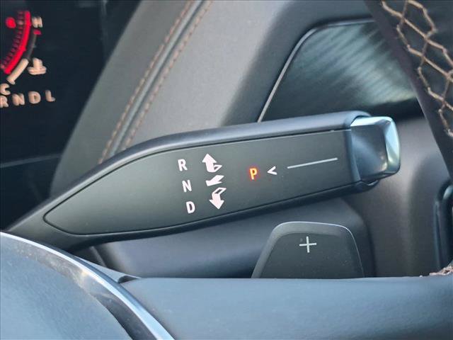 Used 2025 GMC Yukon AT4 w/ AT4 Premium Plus Package AWD/4WD image 11