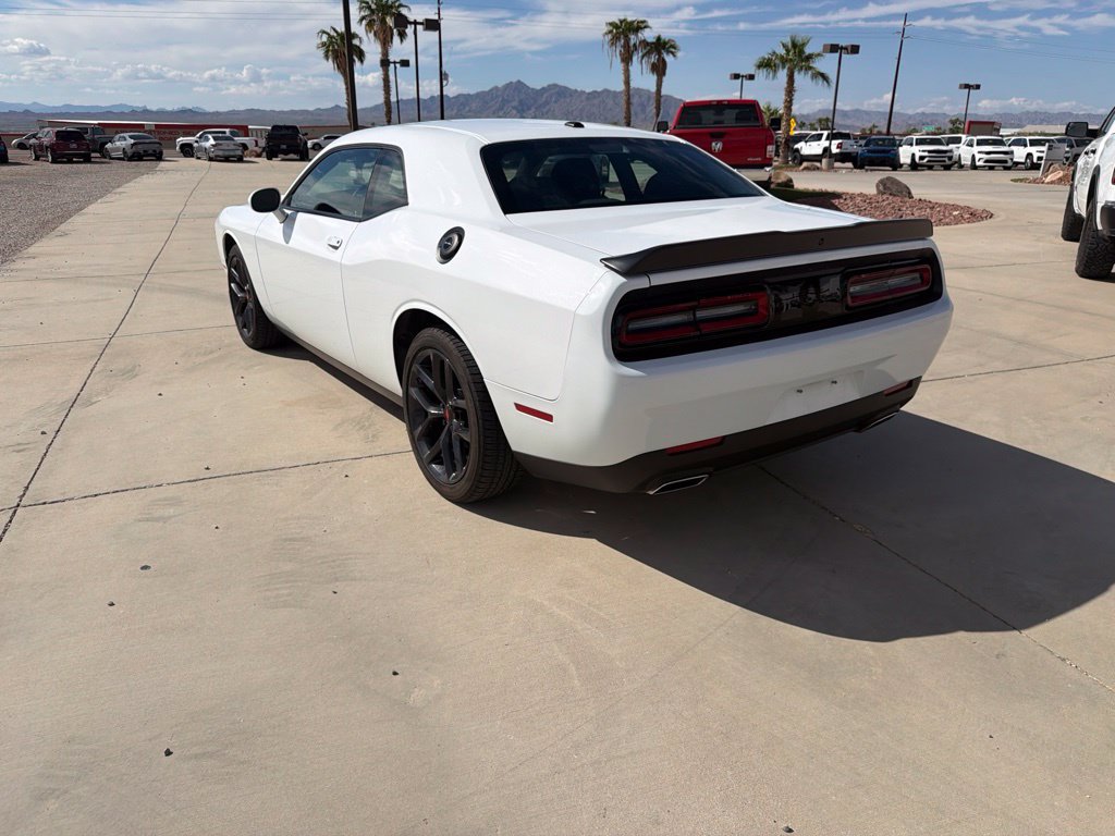 Used 2022 Dodge Challenger SXT w/ Blacktop Package RWD image 4