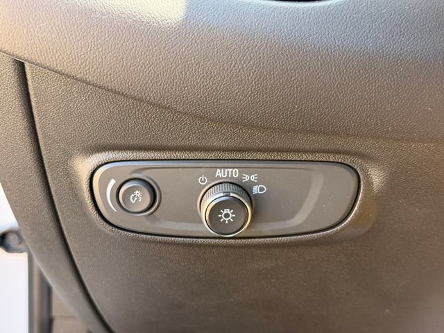 Used 2022 Chevrolet Equinox LT FWD image 24