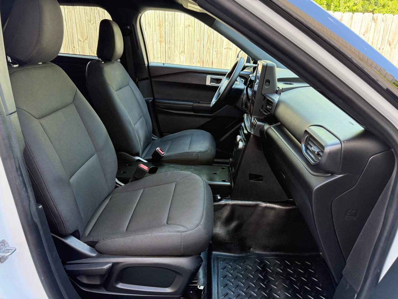 Used 2022 Ford Explorer 4WD Police Interceptor image 26