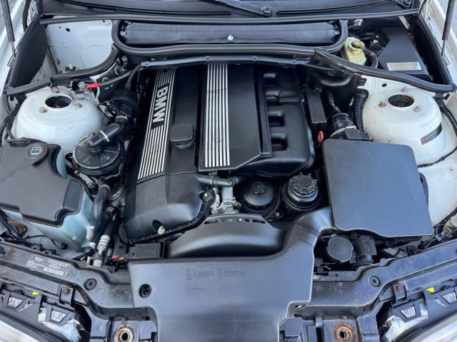 Used 2005 BMW 330i 330i image 44