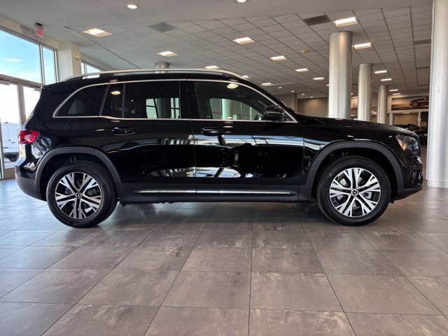 Certified 2026 Mercedes-Benz GLB 250 4MATIC image 2
