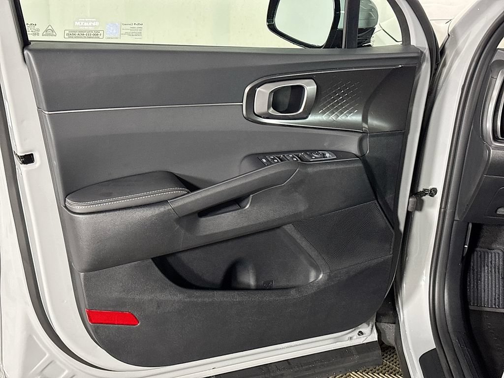 New 2026 Kia Sorento S AWD/4WD image 10